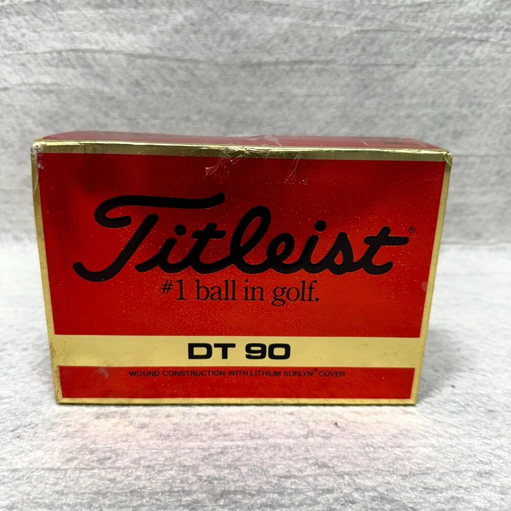 Titleist DT‎ 90 12 Pack of Golf Balls NEW A4